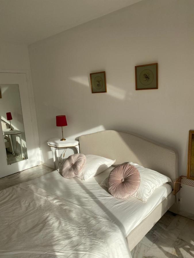 Panoramic Sea View Penthouse With Jacuzzi And 450 Sqm Terrace Apartment Antibes Exterior photo